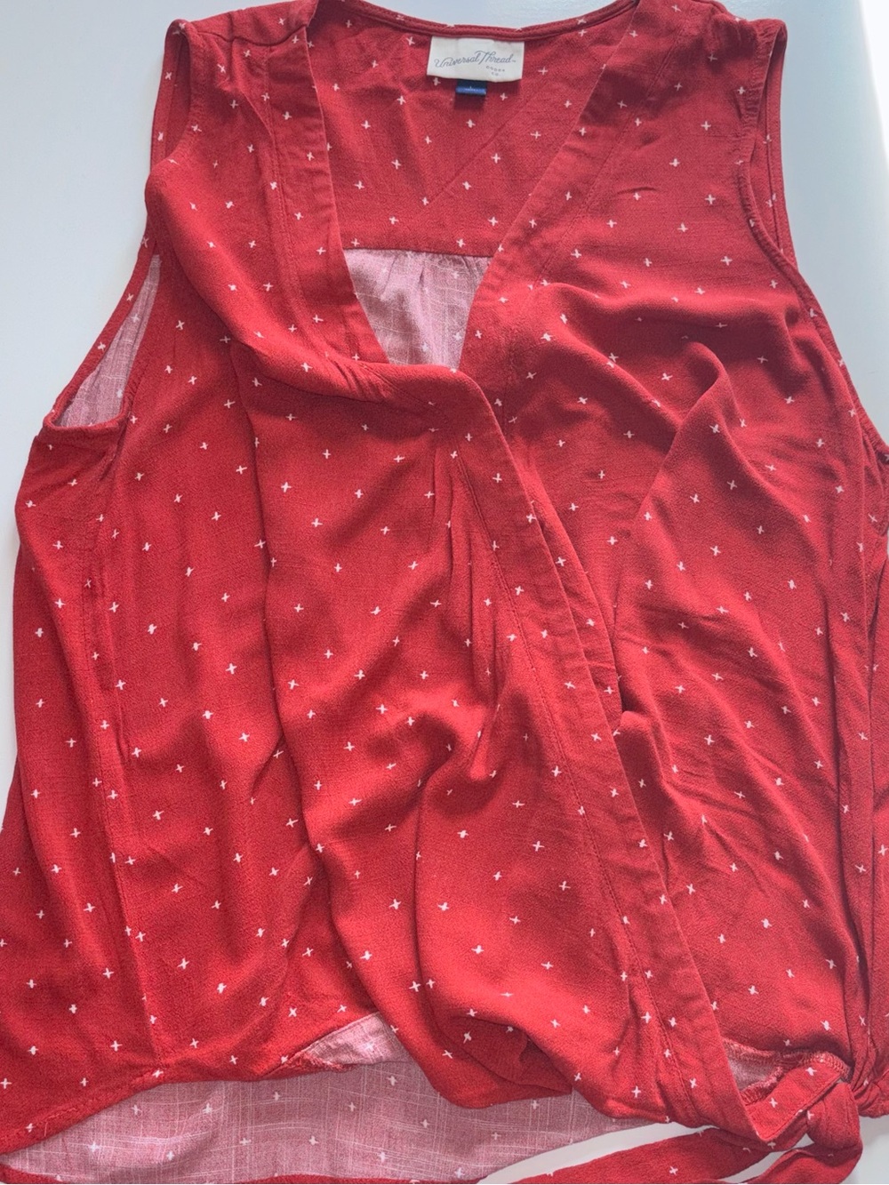 UNIVERSAL THREAD TOPS - Picture 2 of 10